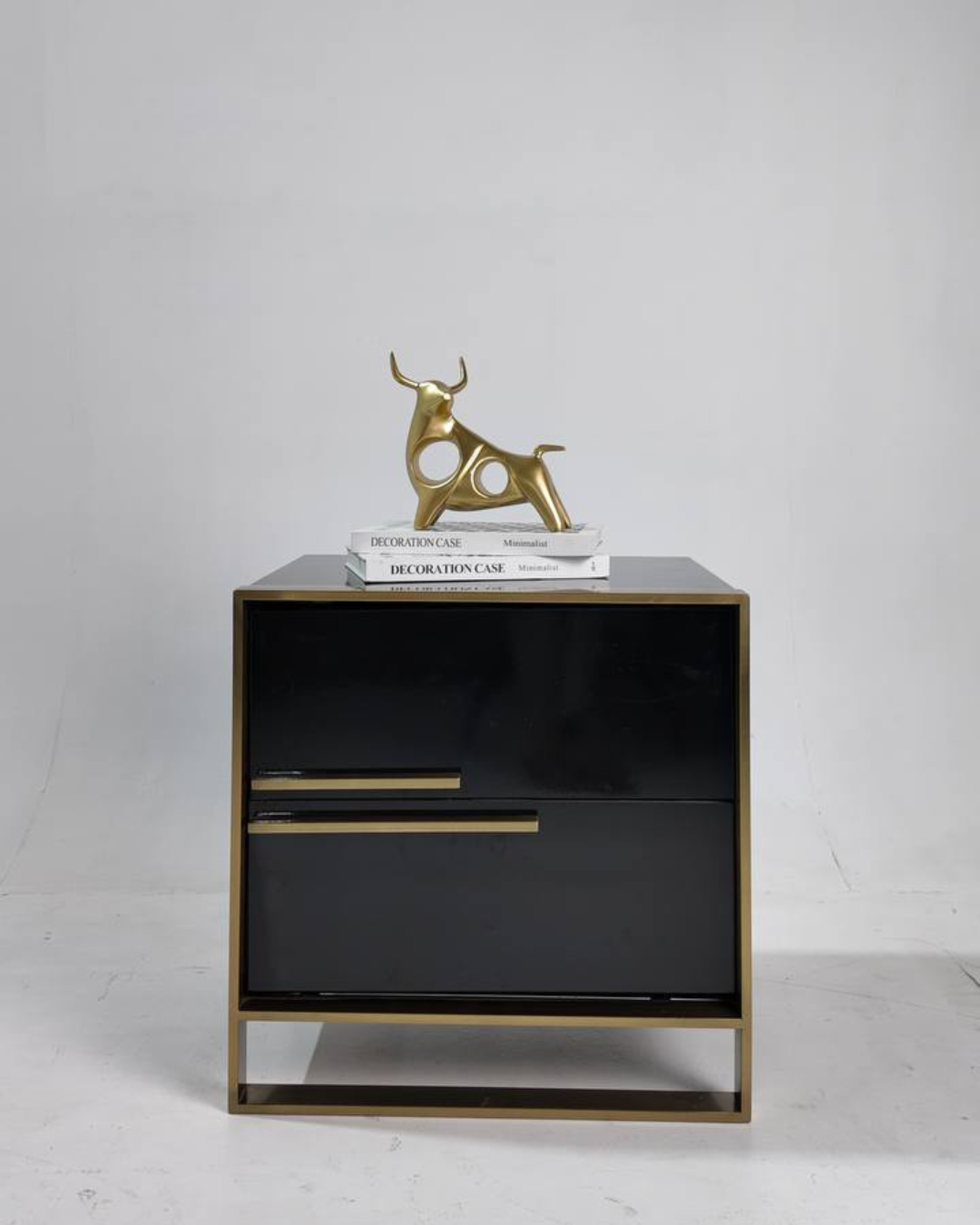Gavanni Black Drawer